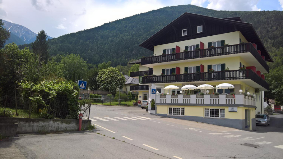 Others 5, Hotel Krone, Bolzano