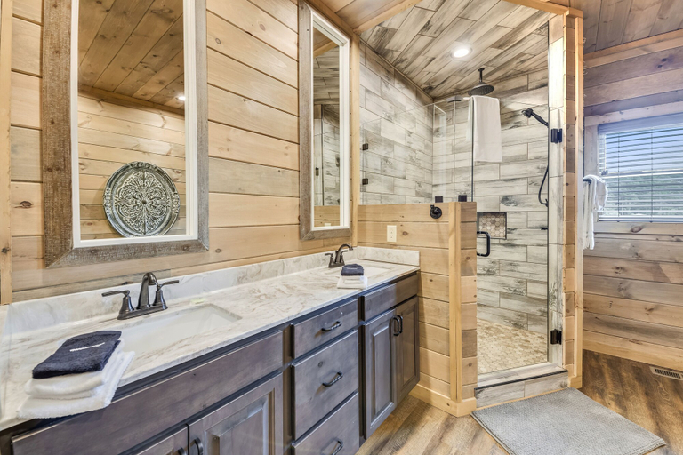 Bathroom 3, Stone Mountain Lodge 4 Bedroom Cabin by RedAwning, Sevier