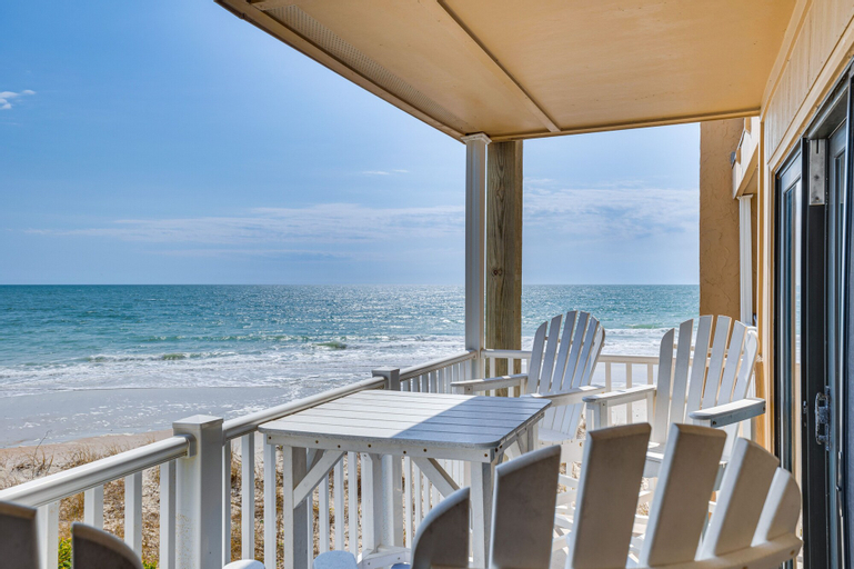 Exterior & Views 1, Steps to the Beach Oceanfront Condo with Lanai!, Onslow