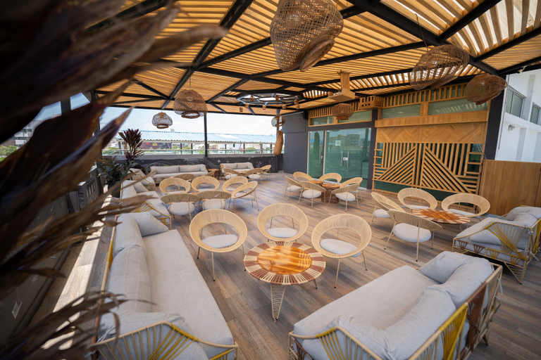 Food & Drinks 4, Lagos Apartaestudios x4, Barranquilla