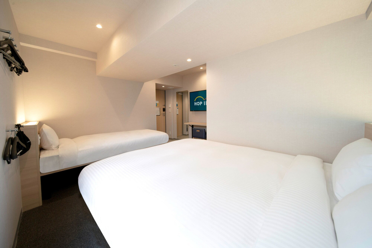 Bedroom 12