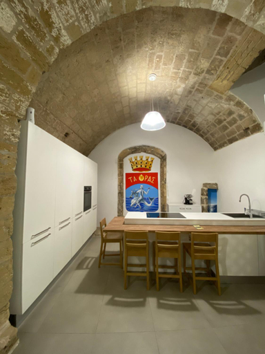 Others 5, Star Suite, Taranto
