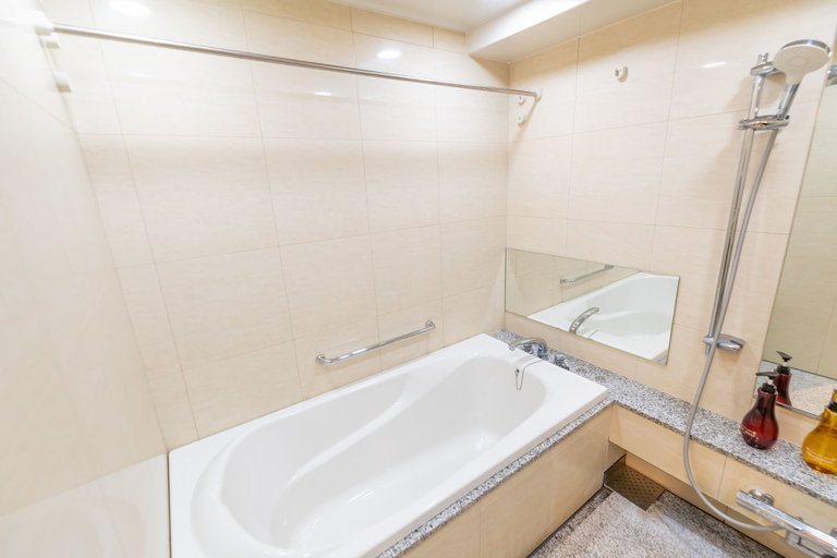 Bathroom 5, Ocean Nipponichi, Osaka