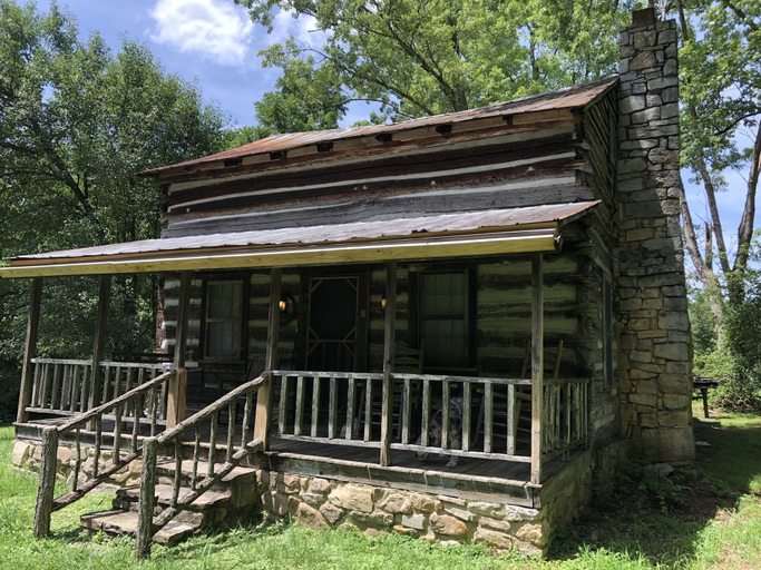 Front of property 4, Smokey Mtn. Romantic Handcrafted Cabins, Sevier