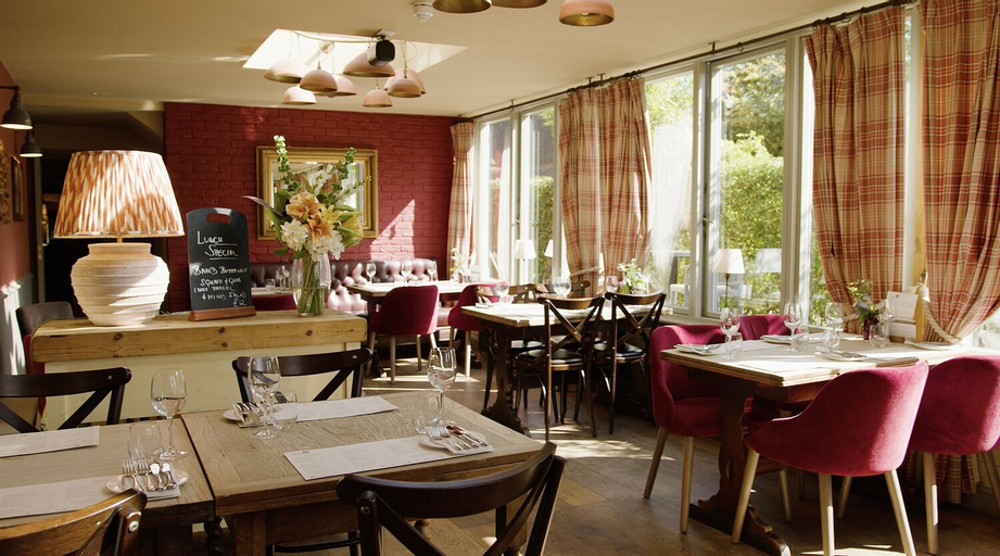 Food & Drinks 3, Crown & Punchbowl, Cambridgeshire