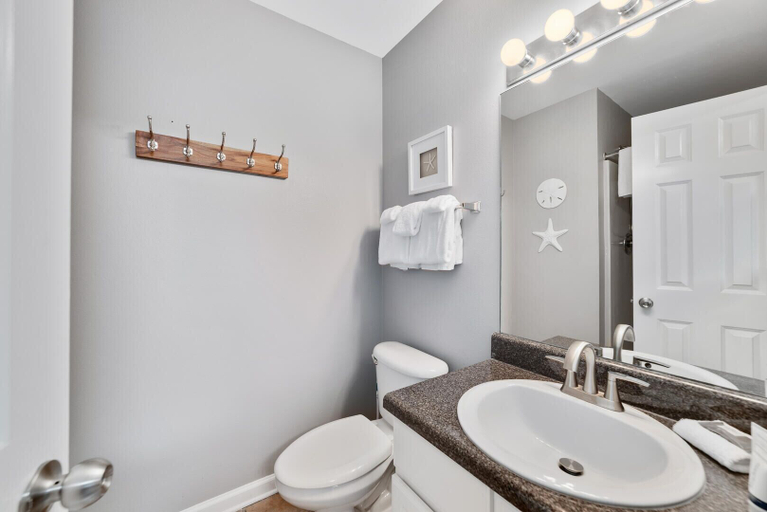 Bathroom 4, Cozy 2bd/2ba w/ View, Sleeps 6, Baldwin