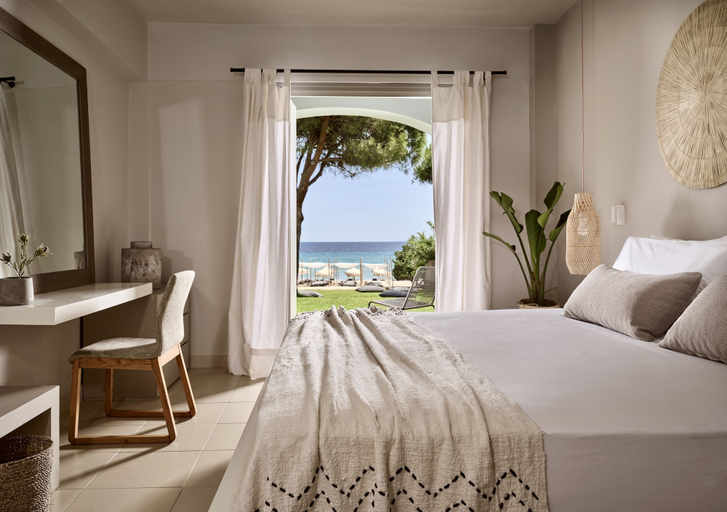 Bedroom 2, The Bay Hotel & Suites, Ionian Islands
