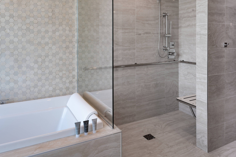 Bathroom 5, JW Marriott Orlando Bonnet Creek Resort & Spa, Orange