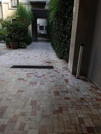 Warrest - Short Rent Apartments, Milano