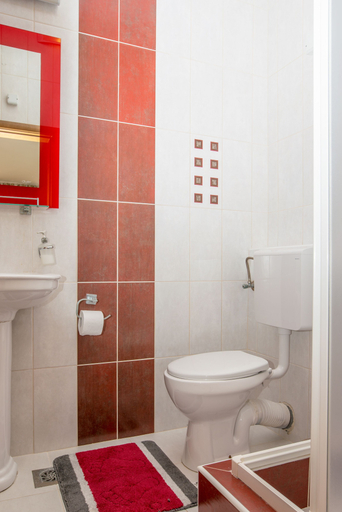 Bathroom 2, Villa Vjera