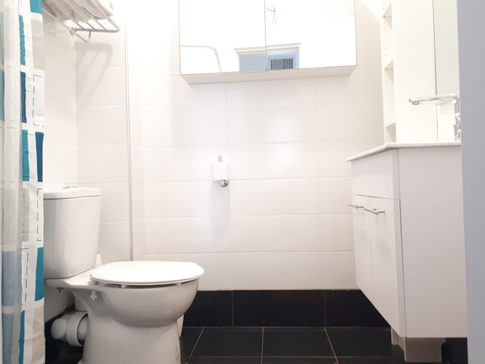 Others 4, Shave Tsion Apartment in the center Ashdod