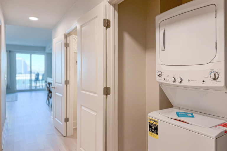 Bathroom 4, Charming 2bd/1.5ba Beachfront Condo w/ Pool View, Baldwin