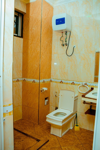 Bathroom, Usungilo city hotel, Mbeya Urban