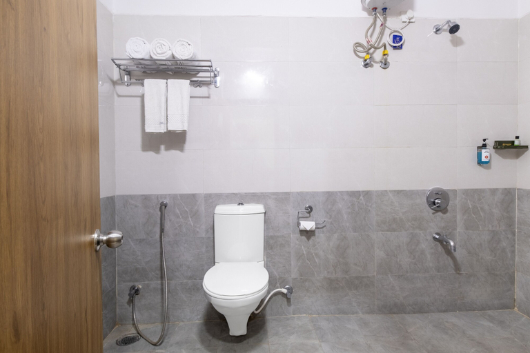 Bathroom, Lemonridge by Monday Hotels Kukatpally, Ranga Reddy