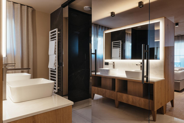 Bathroom 2, Pescosta Chalet Luxury Living, Bolzano