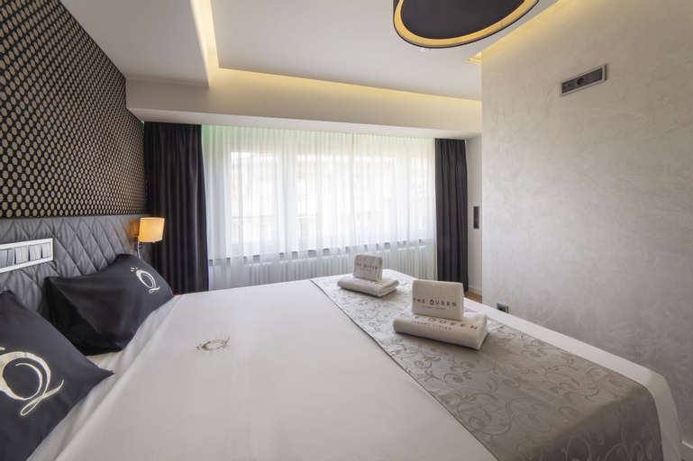 Bedroom 24