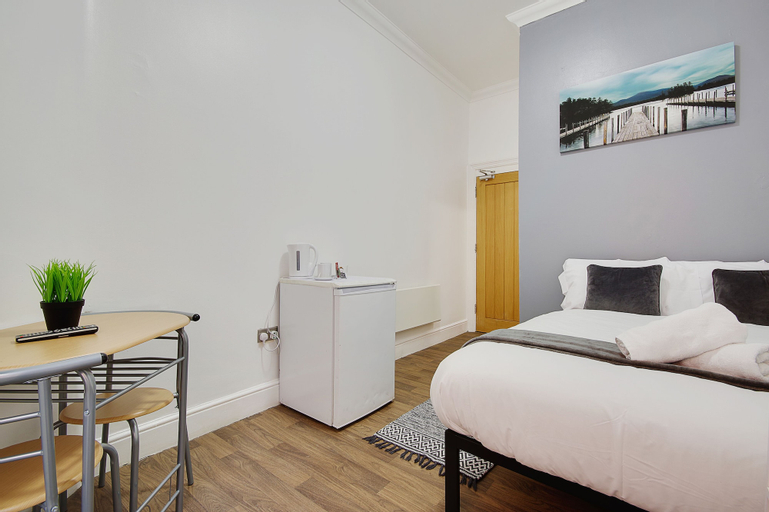 Azure Beach Hotel, Poole
