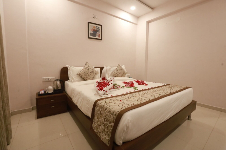 Bedroom 2, Chandanvan Club & Resort, Navsari