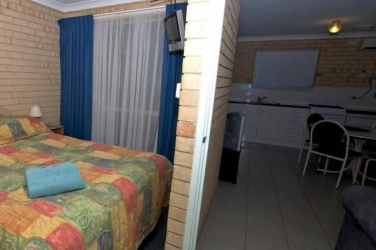 Bedroom 3, Esperance Beachfront Resort, Esperance
