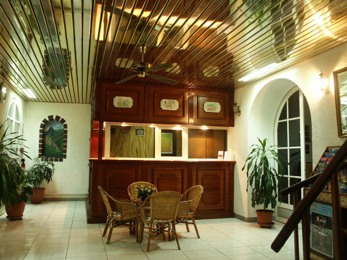 Public Area, Hotel Le Nathania, Saint-Pierre