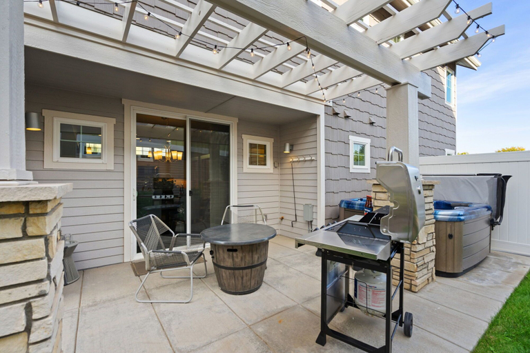 Exterior & Views 2, Quiet Urban Community – Designer Home W/ Hot Tub!, Larimer