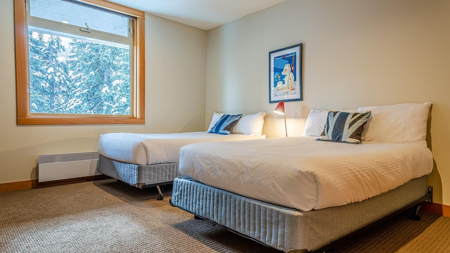 Bedroom 3, Kookaburra Lodge #303 By Bear Country, Thompson-Nicola