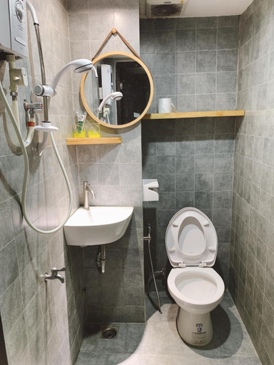 Bathroom 2, Meow Hotel and Cafe, District 1