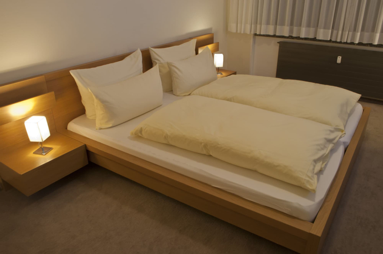 Bedroom 16