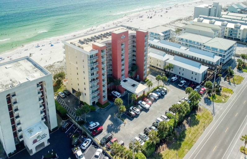 Parking, Seacrest 405 1 Bedroom Condo by RedAwning, Baldwin
