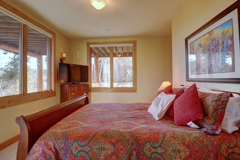 Room 5, Good Elevations On Two S Drive 5 Bedroom Home by RedAwning, Summit