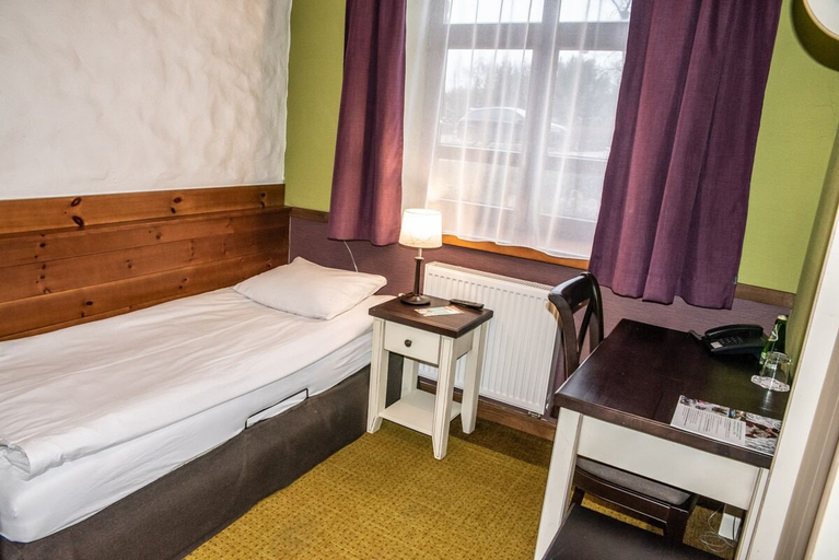 Bedroom 4, Folwark Lekuk Hotel SPA, Olecko