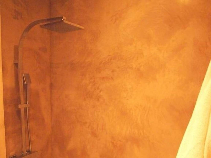 Bathroom, Nuit en Ville, Nord