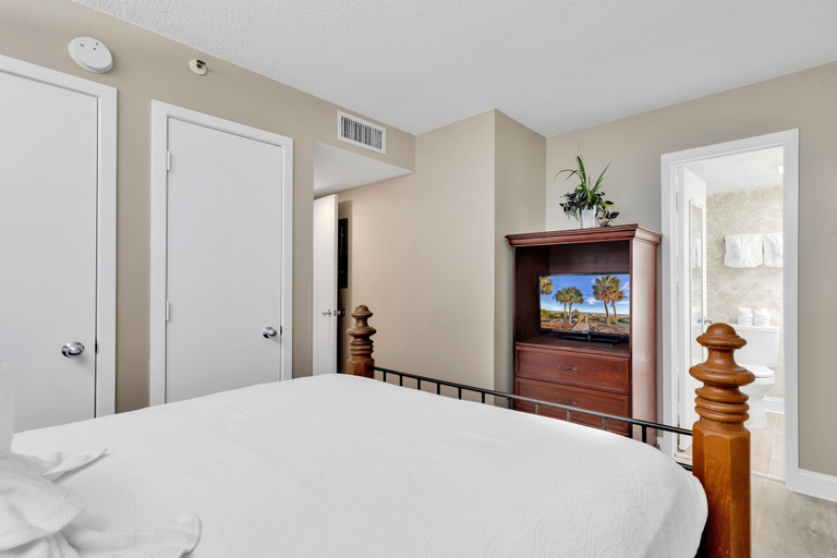 Bedroom 2, Stunning Oceanfront View Atlantica Tower, Horry