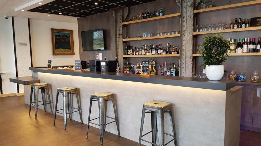 Food & Drinks 4, Hotel Le Cercle, Manche