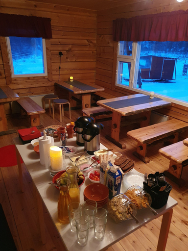 Food & Drinks 5, Lake Inari Mobile Cabins, Lapland