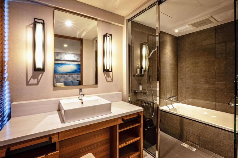 Bedroom 4, AQUASENSE Hotel & Resort, Onna