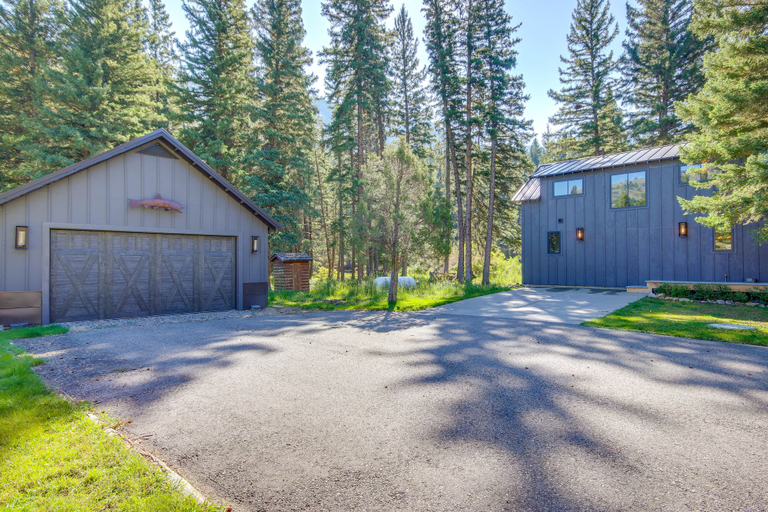 Exterior & Views 2, Modern Riverfront Home: 6 Mi to Big Sky Town!, Gallatin