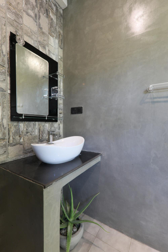 Bathroom 3, Villa cork, Galle Four Gravets