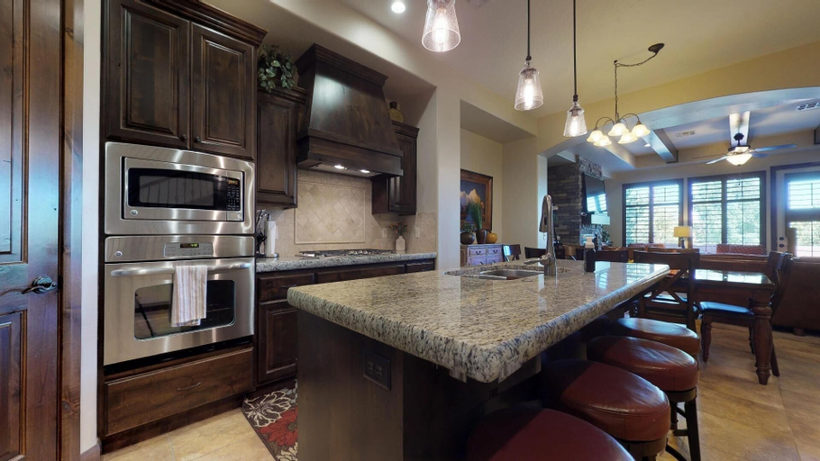Private kitchen 3, Kolob 3 Bedroom Apts by RedAwning, Washington