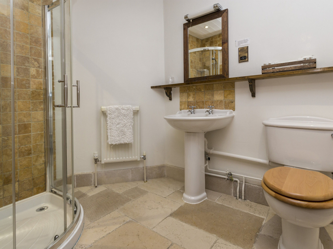 Bathroom 3, Blue Ball Inn, Devon