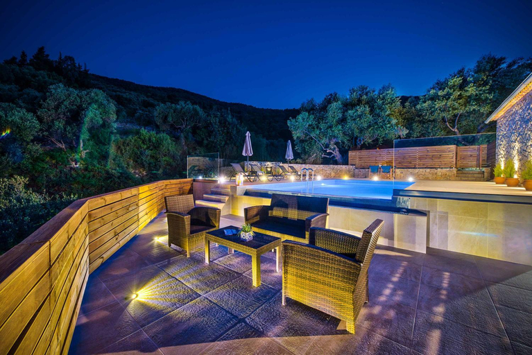 Sport & Beauty 4, Villa Marathias, Ionian Islands
