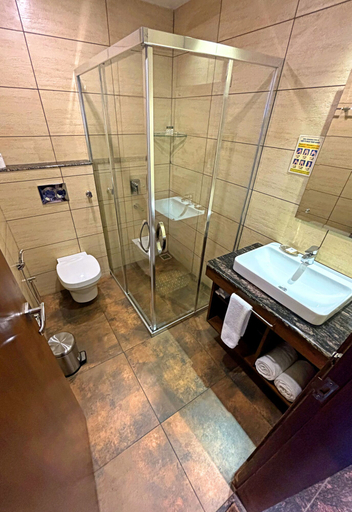 Bathroom 5, The Retreat Mashobra, Shimla