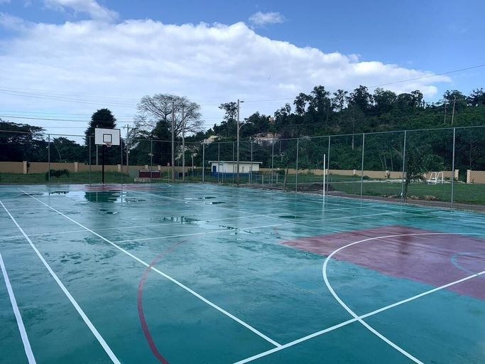 Basketball court, Gorgeous Hideout