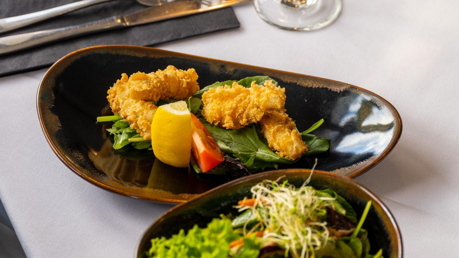 Food & Drinks 3, Centennial Court Hotel, Central Otago