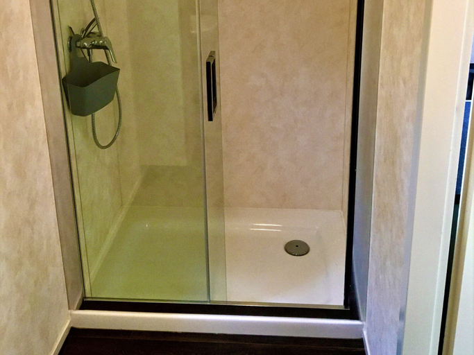 Bathroom 3, Holiday Chalets Mariënberg Hardenberg, Ommen