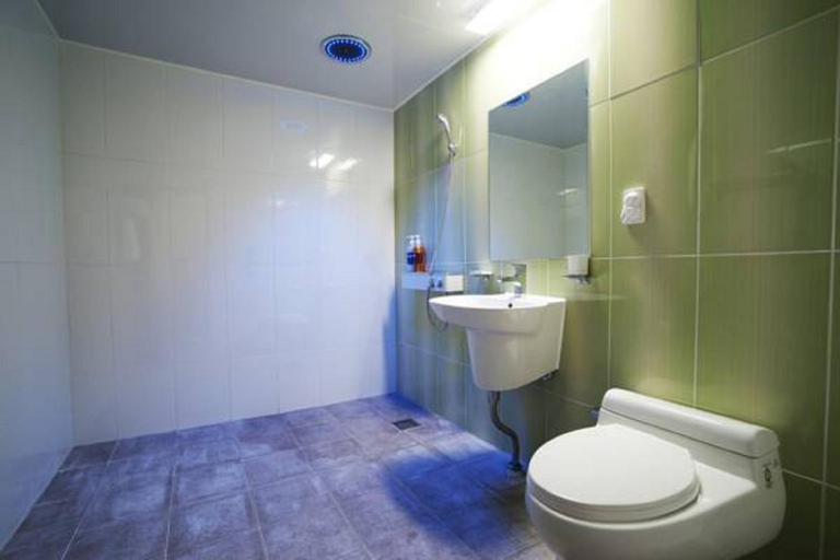Bathroom 4, Aquabeach hotel, Seogwipo