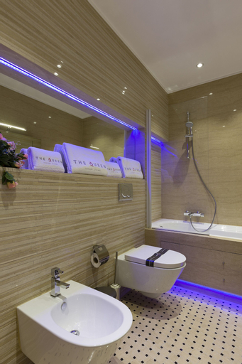Bathroom 4