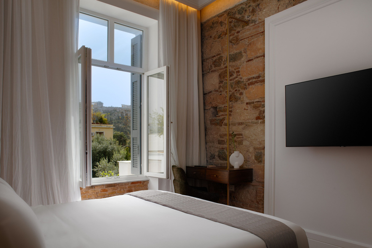 Bedroom 2, La Divina, Attica