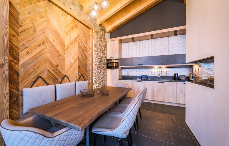 Dining Room 17