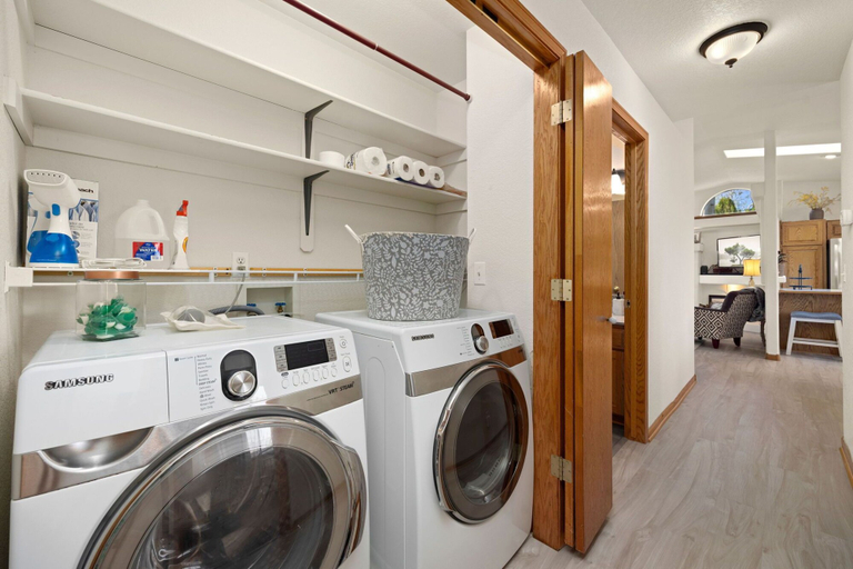 Bathroom 3, Charming Home With RV Parking, 30 Miles From Rmnp, Larimer